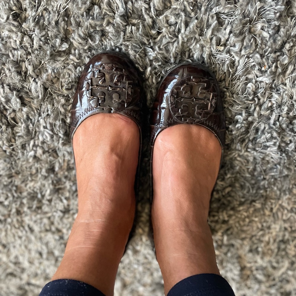 Like new.  Croc 🐊 embossed patent ballet TBs